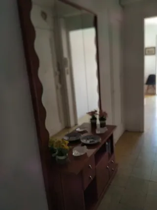 Mueble recibidor madera con espejo