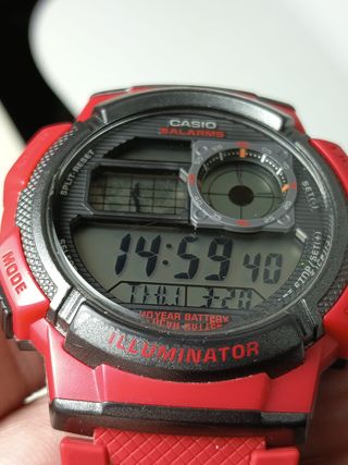 Reloj Casio AE-1000W Negro/Rojo