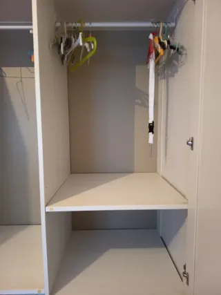 Armario de madera blanco Ikea