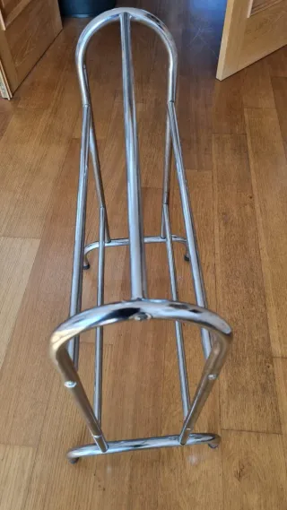 Perchero Metálico Plateado