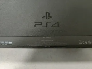 PS4 (PlayStation 4) Nera + 2 Controller + Giochi