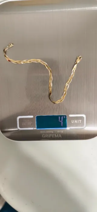 Collar Oro 18k con Medalla Virgen María