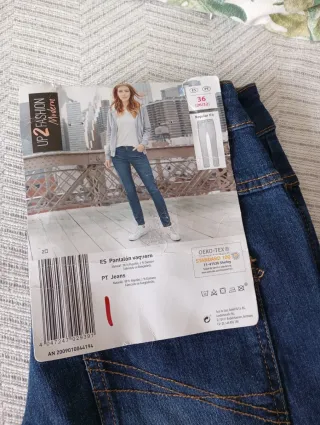 Pantalón vaquero regular fit talla 36