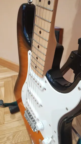 Squier Affinity Stratocaster by Fender