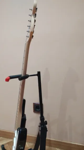 Squier Affinity Stratocaster by Fender