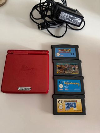 Nintendo Game Boy Advance SP Roja