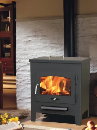 Estufa de leña metálica negra Panadero