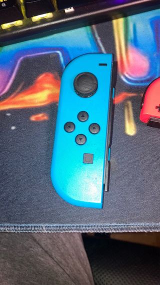 Mandos Nintendo Switch Azul y Rojo
