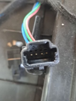 GUANTERA RENAULT SCENIC IV 531236