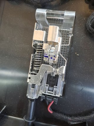 GUANTERA RENAULT SCENIC IV 531236