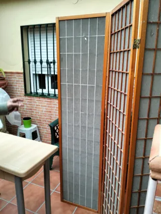 Biombo de madera y tela