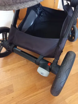 Capazo y Silla Jane Muum Gris 2021