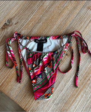 Bikini  peace chaos Estampado Exclusivo Talla S