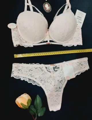 Conjunto Lencería Encaje Beige/Rosa 95C