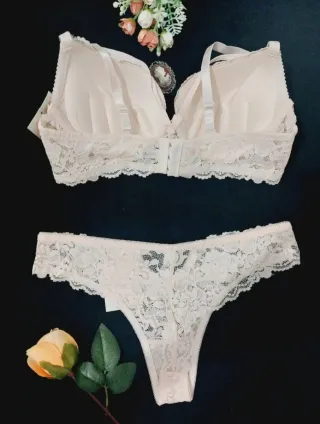 Conjunto Lencería Encaje Beige/Rosa 95C