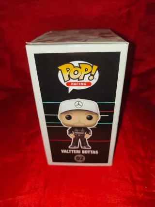 Funko Pop! Racing Valtteri Bottas 02