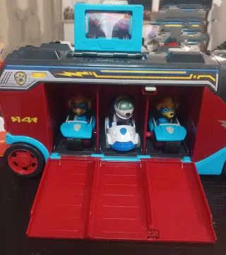 Autobús de la patrulla canina + 3 muñecos