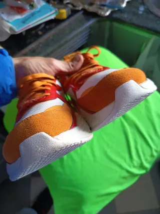 Zapatillas Puma Naranja y Rojo