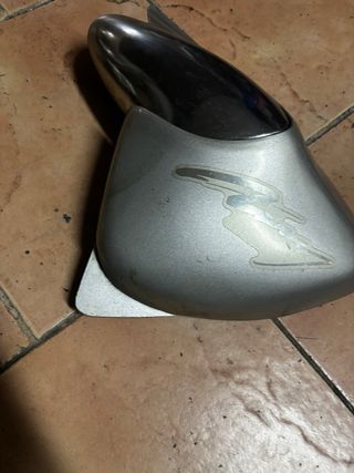 Tapa lateral Kymco Zing II 125