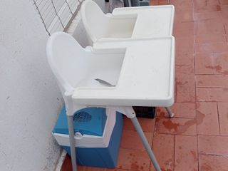 Trona para bebés 25€ las dos.