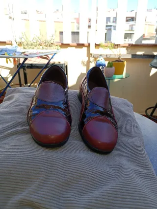 Zapatos comodos de  mujer