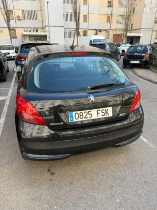Peugeot 207 2006