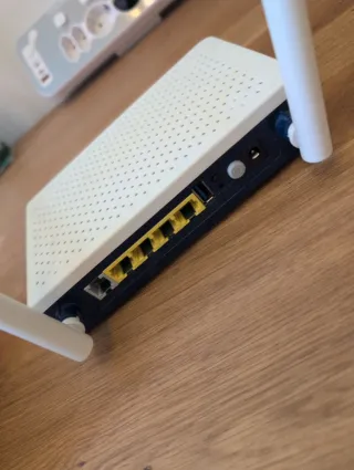 Router ADSL2+ Wireless N 300Mbps Atlantis