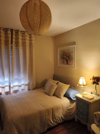 Se alquila habitación en pleno centro de Algeciras