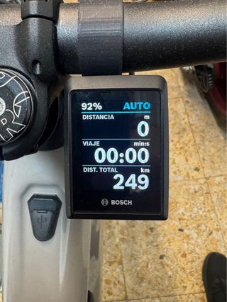 EBIKE FOCUS SAM6.8 TALLA L NUEVA 249 KM SOLO