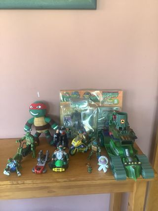 Lote Figuras Tortugas Ninja y Vehículos