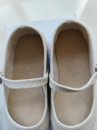 Manoletinas niña T25 beige