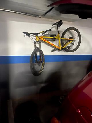 Bicicleta Mondraker Vantage R Amarilla