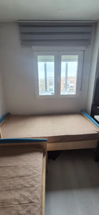 2 Camas individuales con estantería baratas