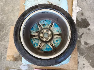 Llantas Compomotive 17" con neumáticos