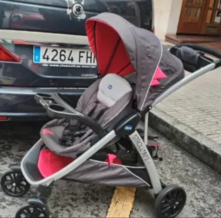 Silla de paseo Chicco Stroll in 2 Marca chicco