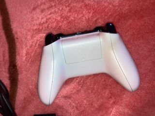 Xbox One X Robot white