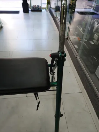 Andador Cyman con asiento y ruedas