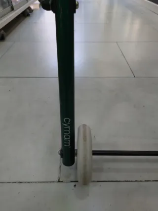 Andador Cyman con asiento y ruedas