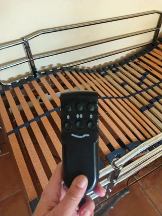 Cama articulada madera y metal