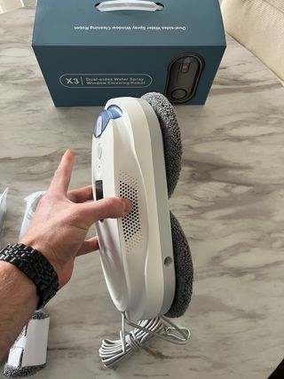 Robot Limpiacristales con Mando