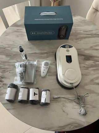 Robot Limpiacristales con Mando