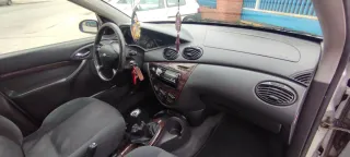Ford Focus 2000