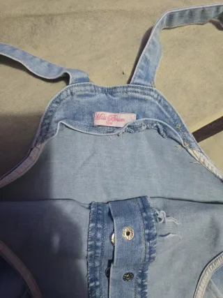 Vestido vaquero con parche de corazón