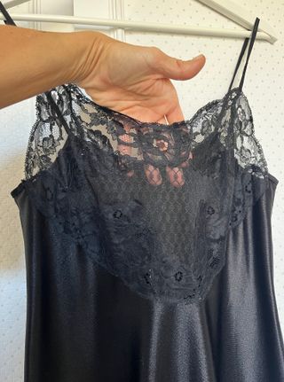 Camisón largo satén con encaje