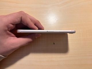 APPLE iPhone 7 Argento (Silver) 32GB A1778