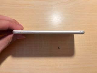 APPLE iPhone 7 Argento (Silver) 32GB A1778