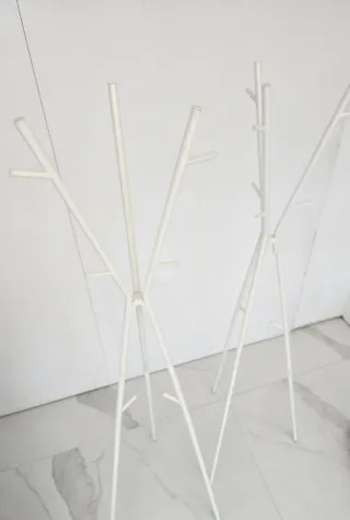 Perchero Pie EKRAR IKEA Blanco