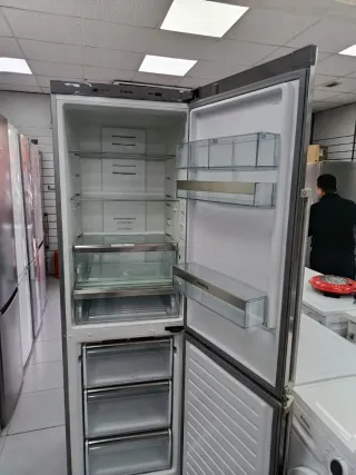 Nevera marca Siemens 2,m Garantía + transporte