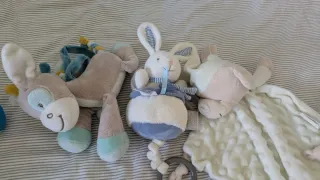 Juguetes de recién nacido.