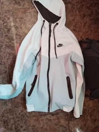 Sudadera Nike Azul y Blanca con Cremallera